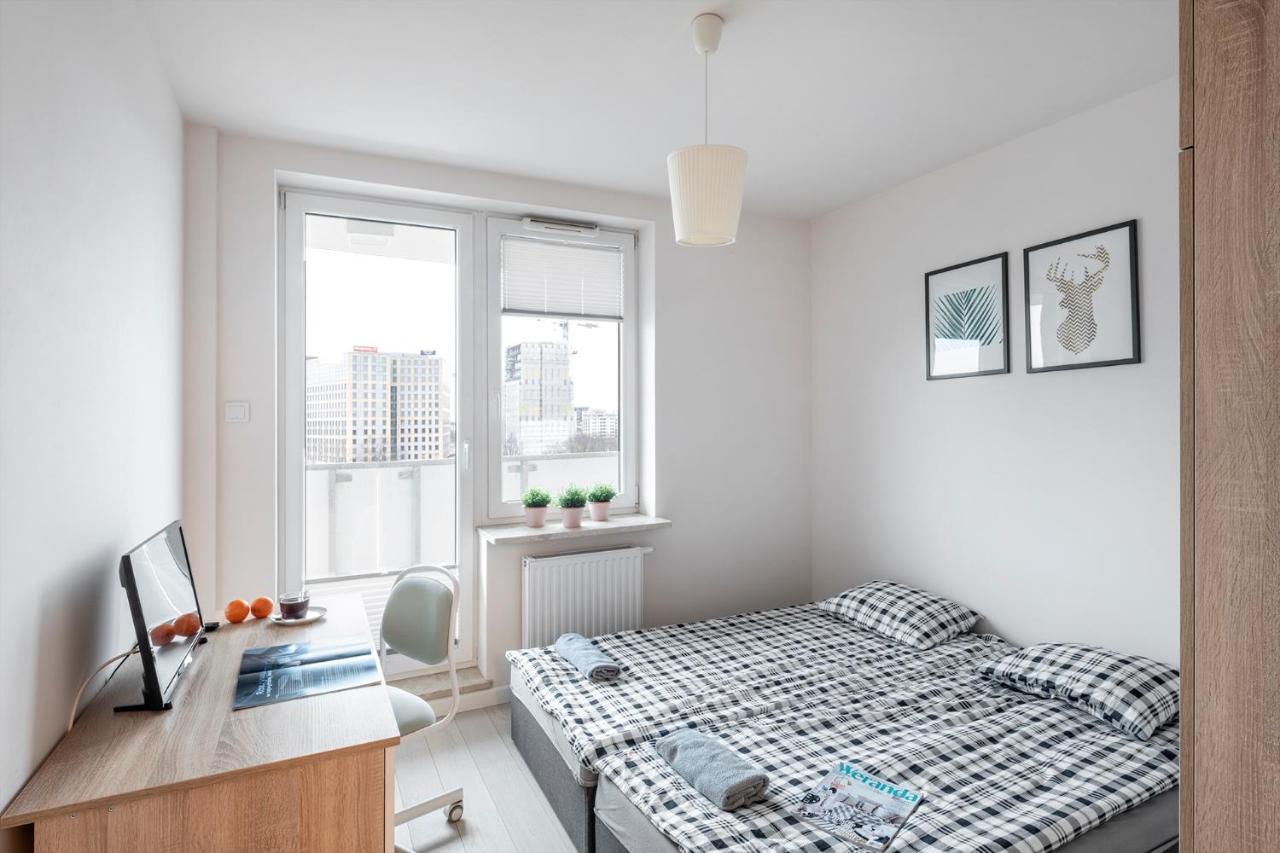 Waw Pokoje Manhattan Varşovia Exterior foto
